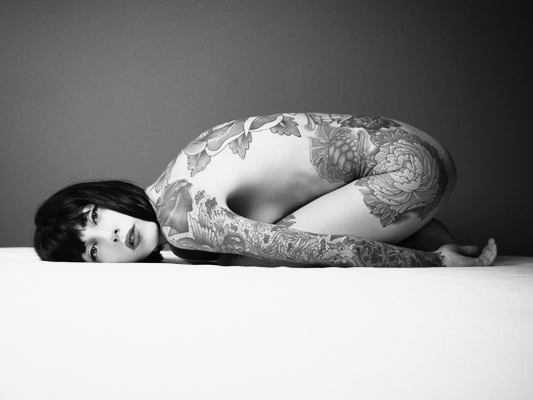 nude010