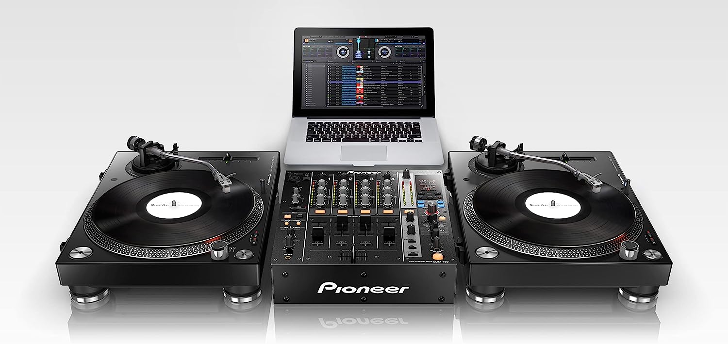 Tout comme son aînée, la PLX-1000, la PLX-500 se targue de délivrer un son vinyle de haute qualité.