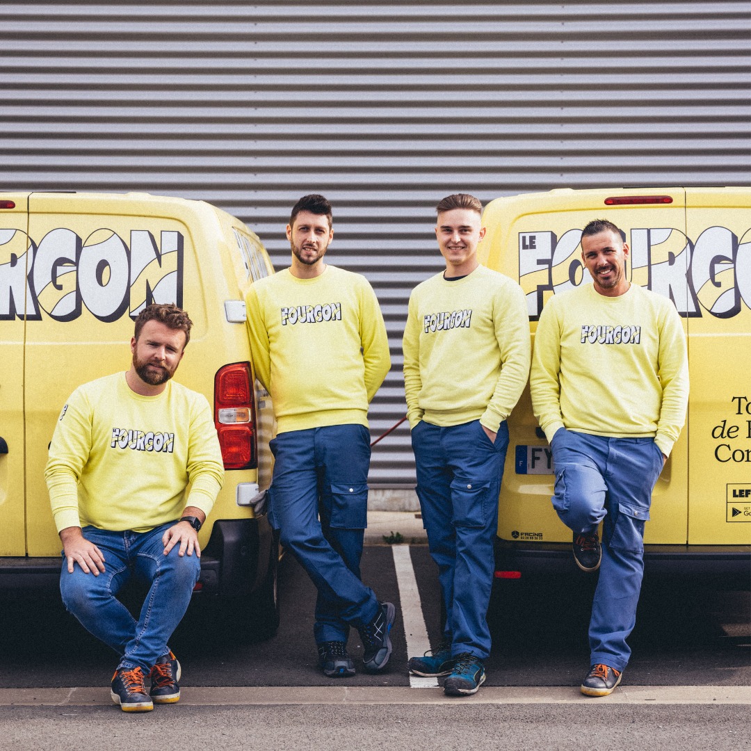 Les livreurs, une partie de l'équipe du Le Fourgon, leader de la livraison de bouteilles consignées en France