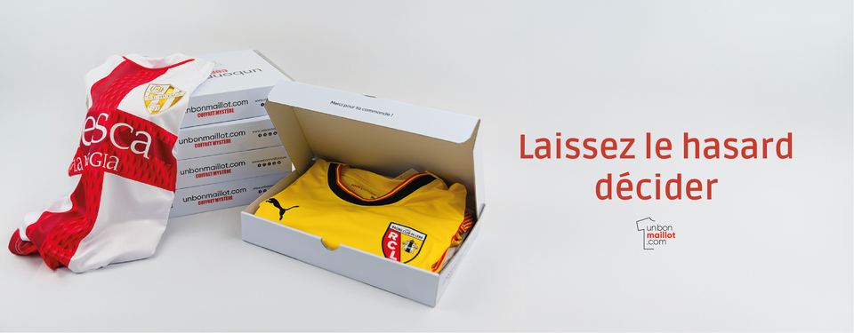 Un Bon Maillot vous invite à l'aventure avec son offre unique de coffrets surprises, contenant des maillots de football sélectionnés au hasard pour enrichir la collection de tout fan de sport.