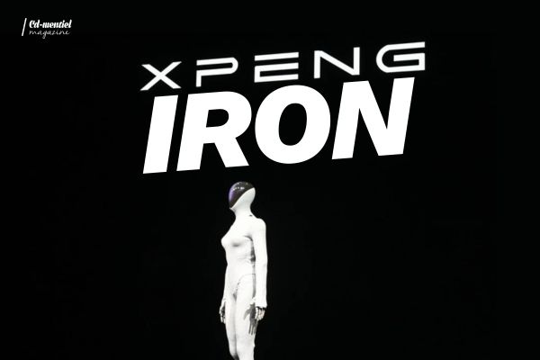 Robot humanoïde Xpeng IRON sur scène, silhouette futuriste blanche, présenté par Xpeng Robotics.